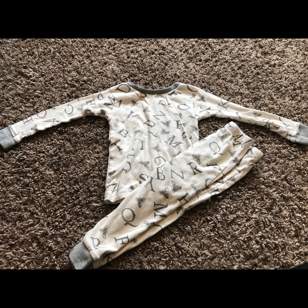 Burt’s bees pajama set
